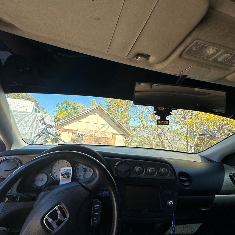 ملصق حاجب من الشمس باللون الأس - مراجعة Car Accessories Banner وسعره